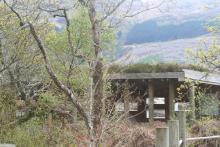 The Grabh Eilen Wildlife hide is a good place to watch for otters on Loch Sunart